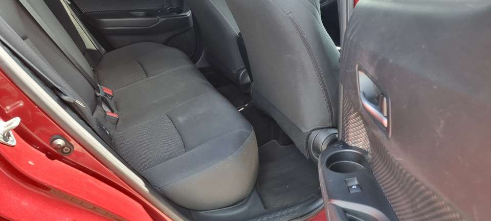 Toyota C-HR - Imagem 8