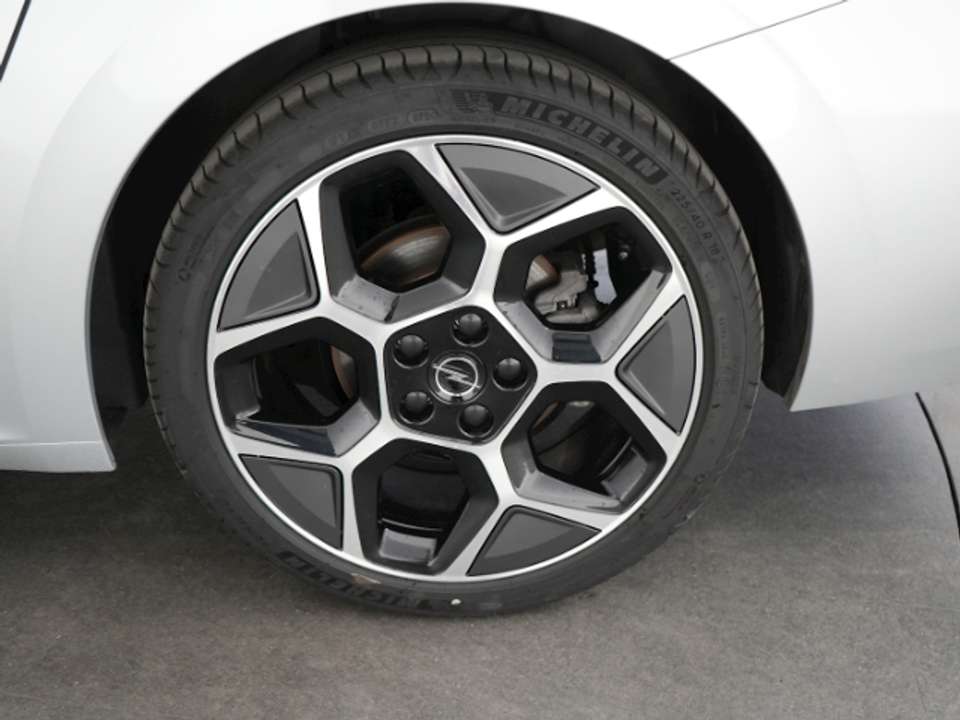Opel Astra - Imagem 9