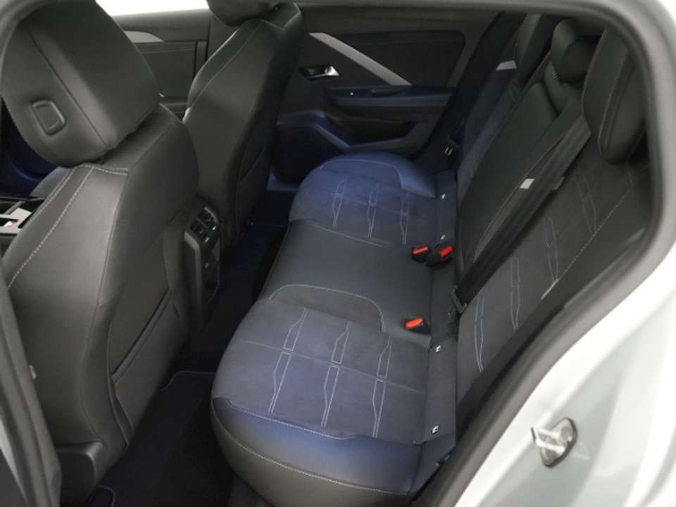 Opel Astra - Imagem 10