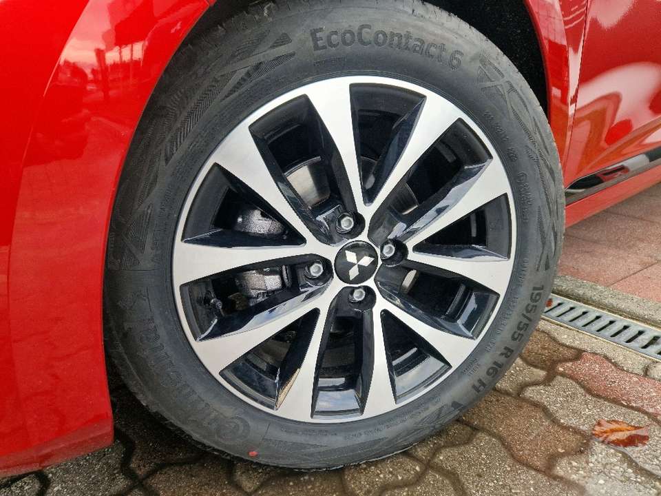 Mitsubishi Colt - Imagem 5