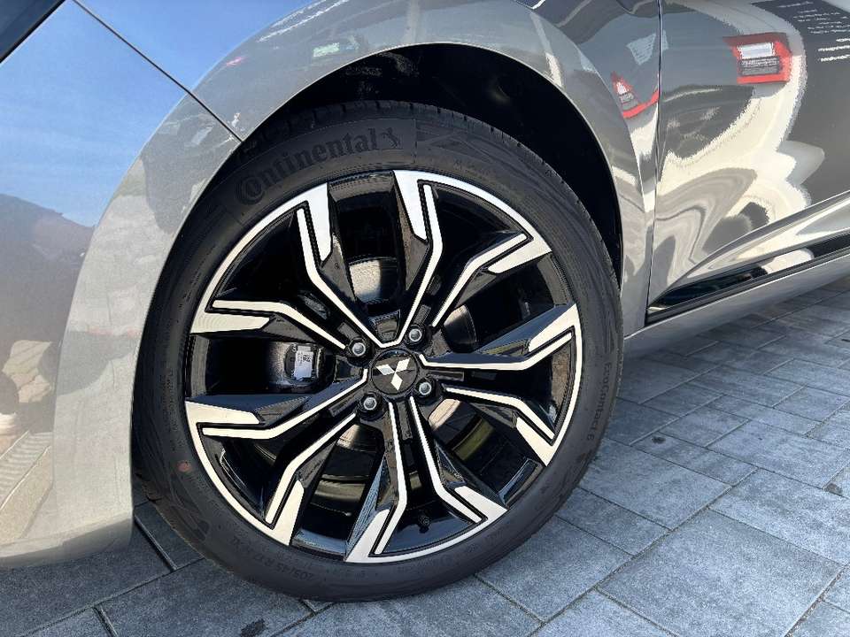 Mitsubishi Colt - Imagem 5