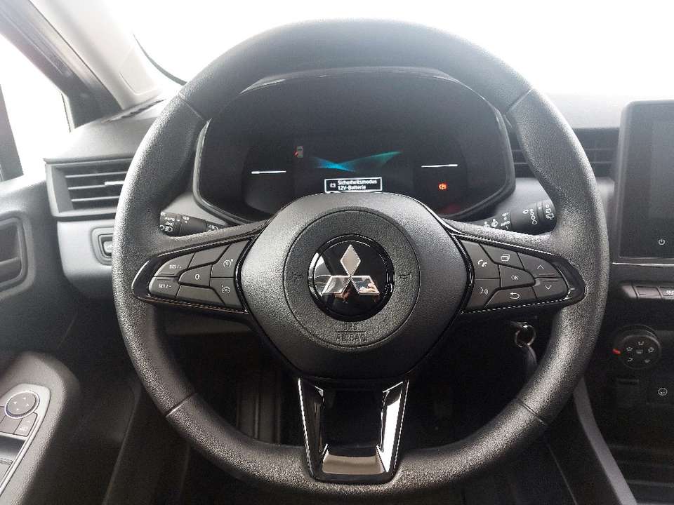 Mitsubishi Colt - Imagem 8