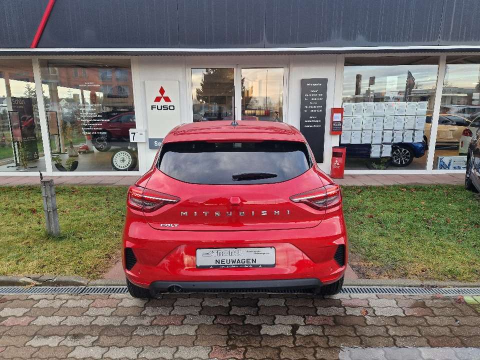 Mitsubishi Colt - Imagem 14