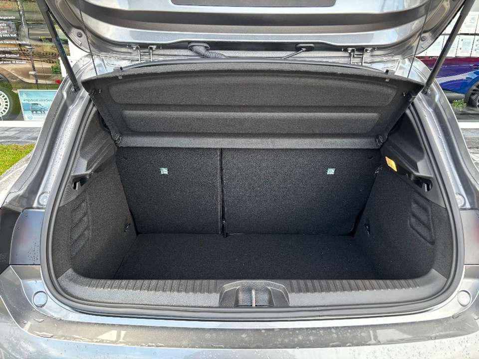 Mitsubishi Colt - Imagem 14