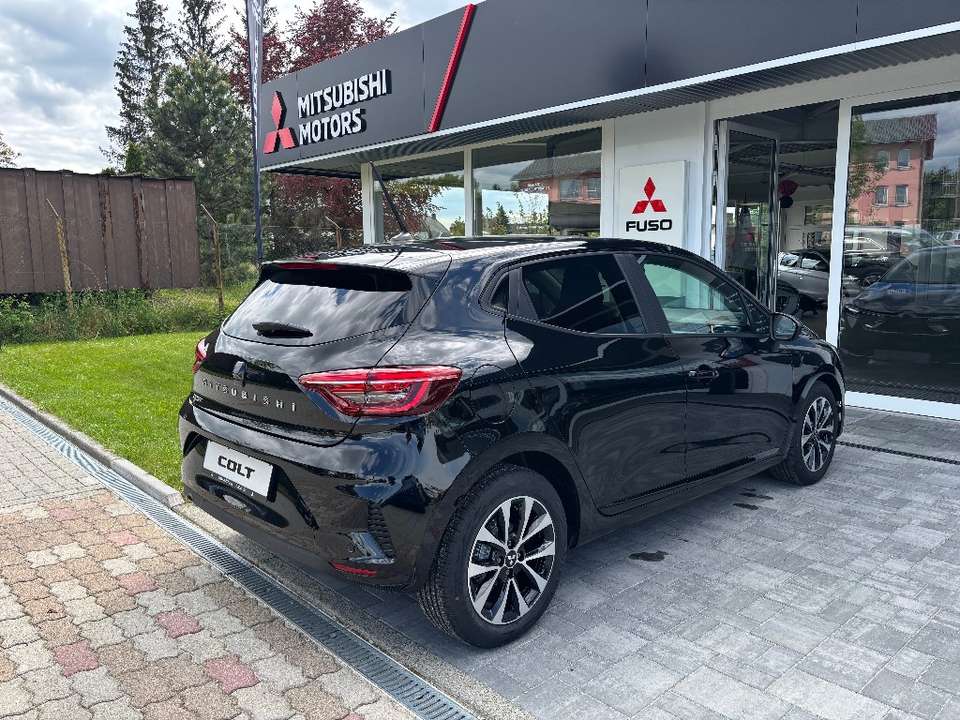 Mitsubishi Colt - Imagem 13