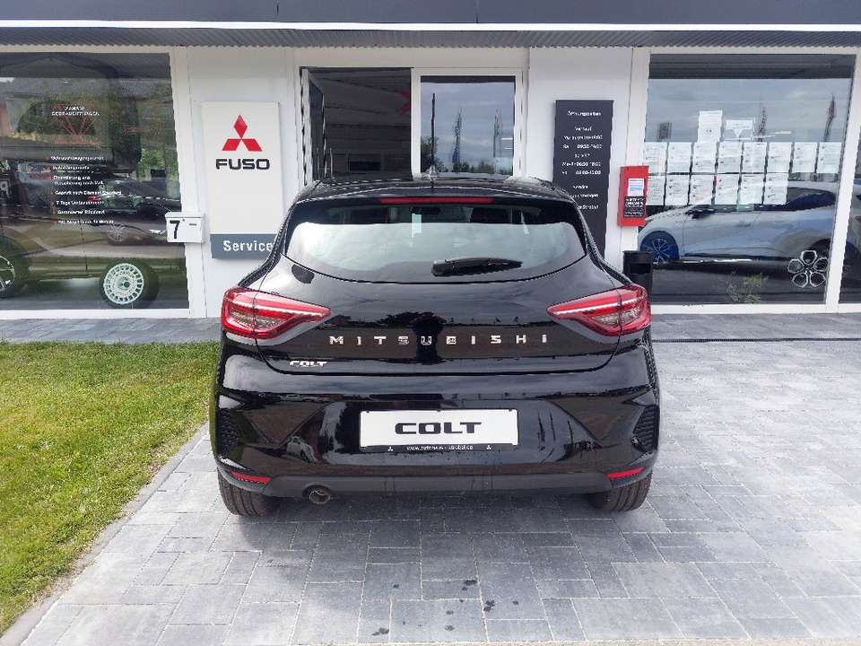 Mitsubishi Colt - Imagem 15