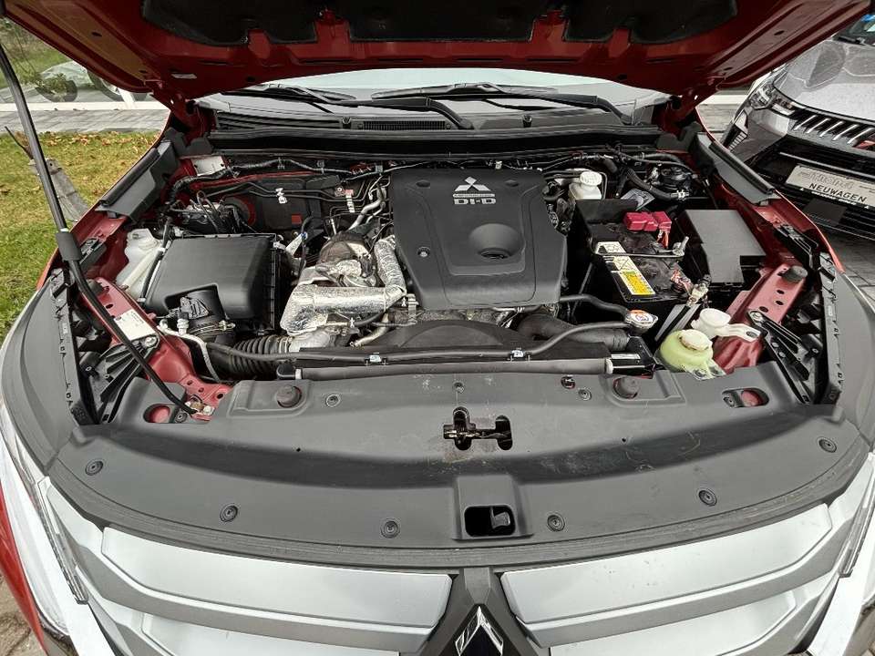 Mitsubishi L200 - Imagem 5