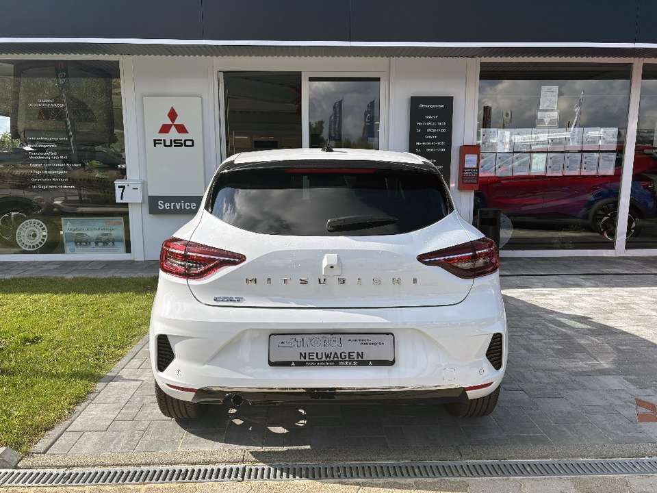 Mitsubishi Colt - Imagem 12