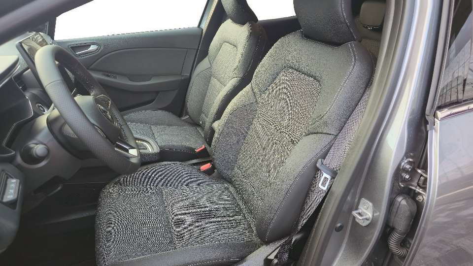 Mitsubishi Colt - Imagem 11