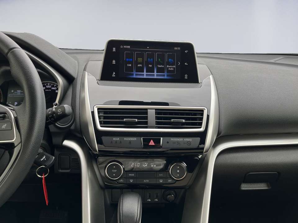 Mitsubishi Eclipse Cross - Imagem 11