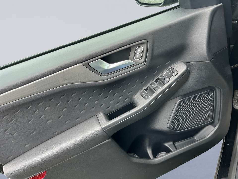Ford Kuga - Imagem 14
