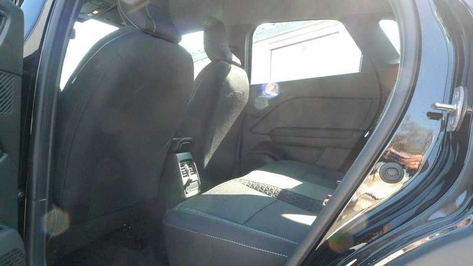 Mitsubishi Grandis - Imagem 9
