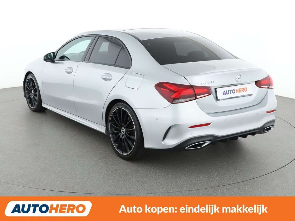 Mercedes-Benz A 220 - Imagem 4