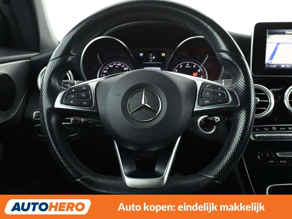 Mercedes-Benz C 180 - Imagem 13