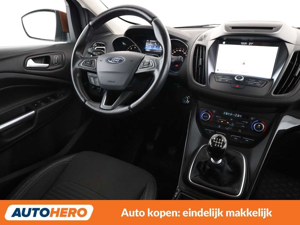 Ford Kuga - Imagem 13