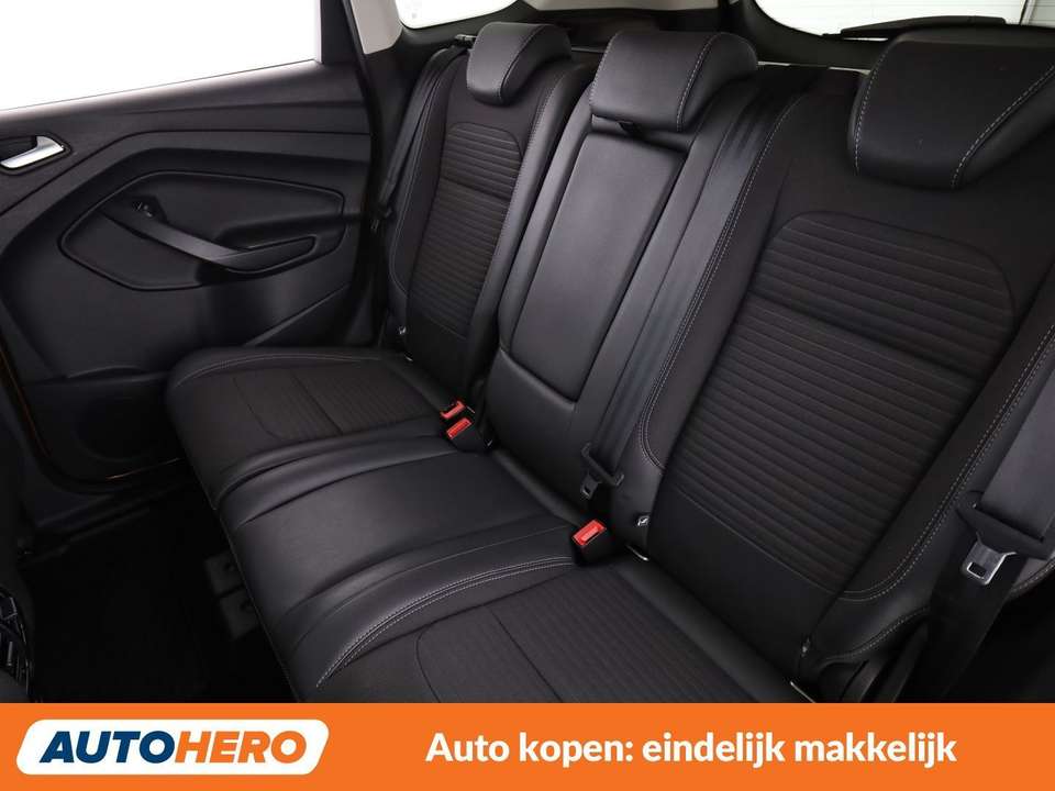 Ford Kuga - Imagem 14