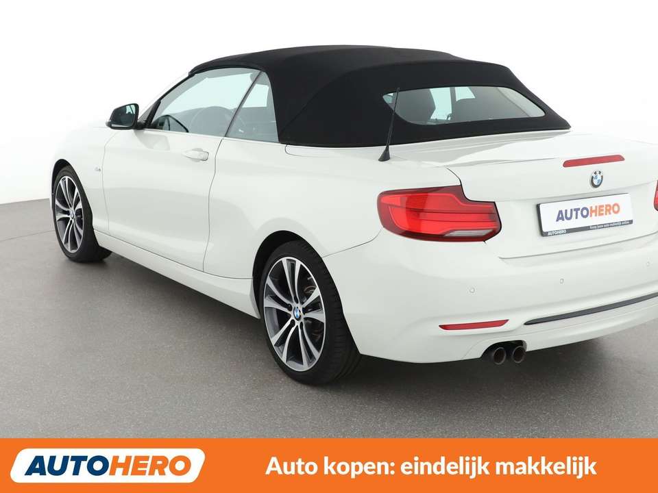 BMW 230 - Imagem 4