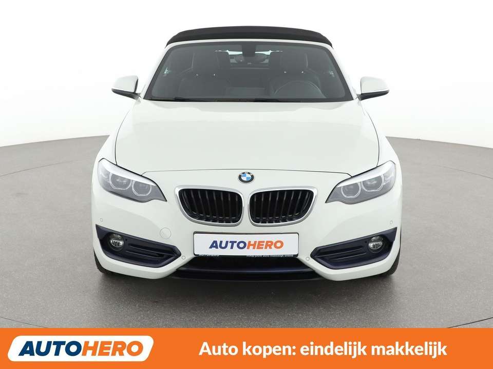BMW 230 - Imagem 9