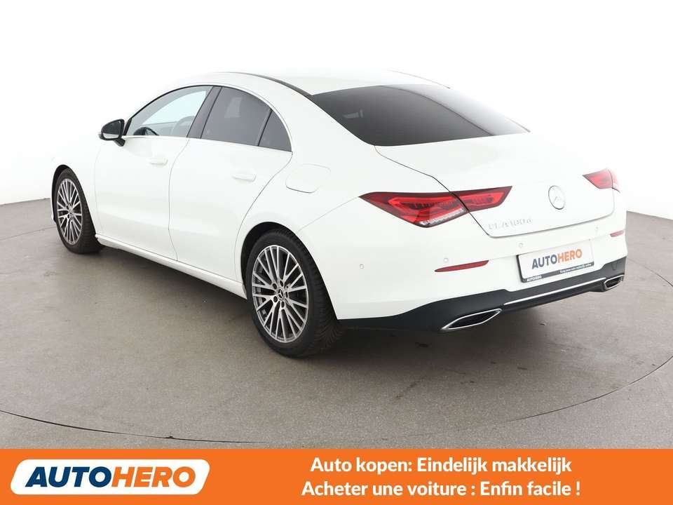 Mercedes-Benz CLA 180 - Imagem 4