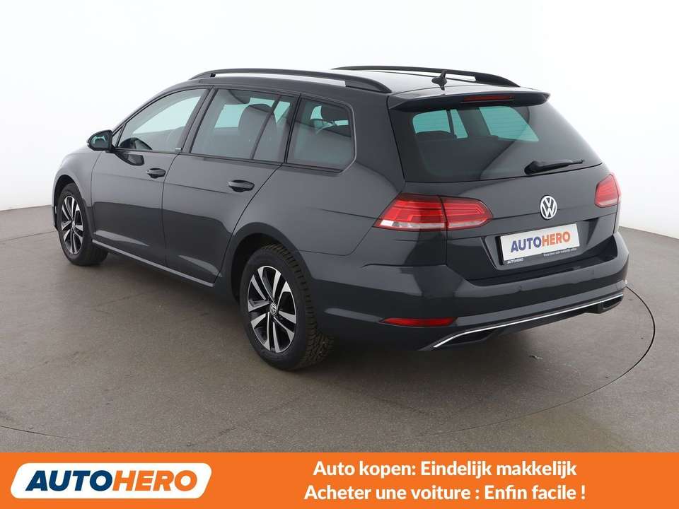 Volkswagen Golf - Imagem 4
