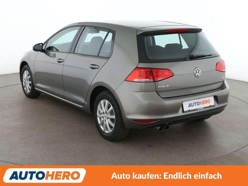 Volkswagen Golf - Imagem 4