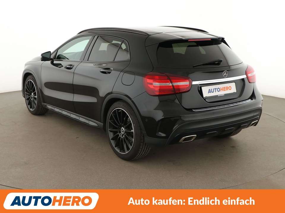 Mercedes-Benz GLA 180 - Imagem 4
