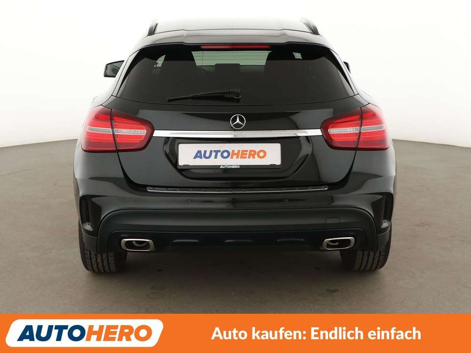 Mercedes-Benz GLA 180 - Imagem 5