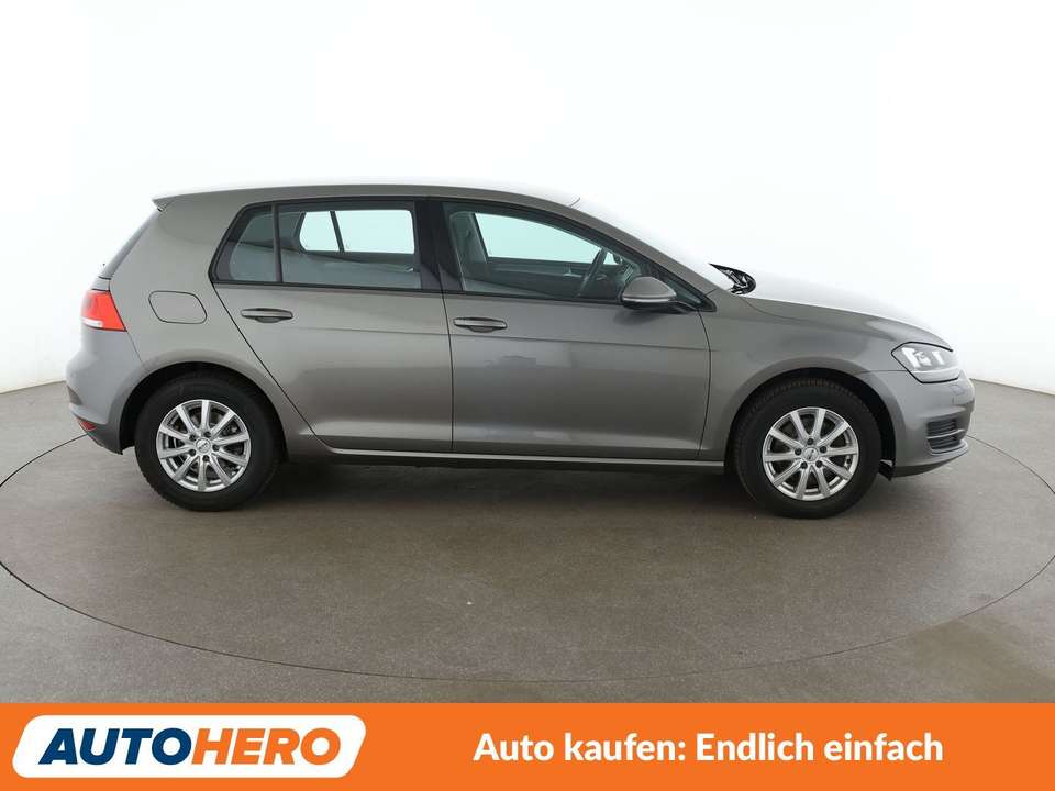 Volkswagen Golf - Imagem 7