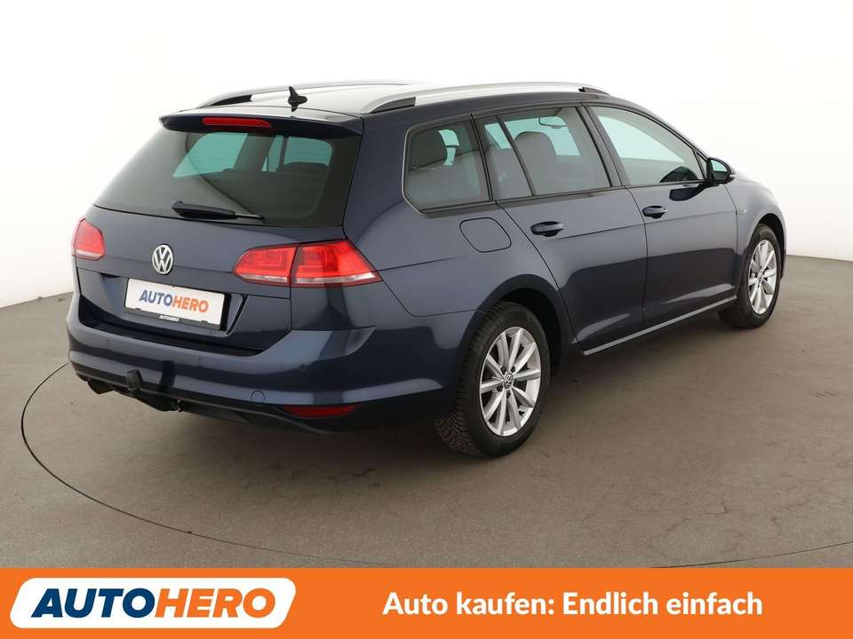 Volkswagen Golf - Imagem 6