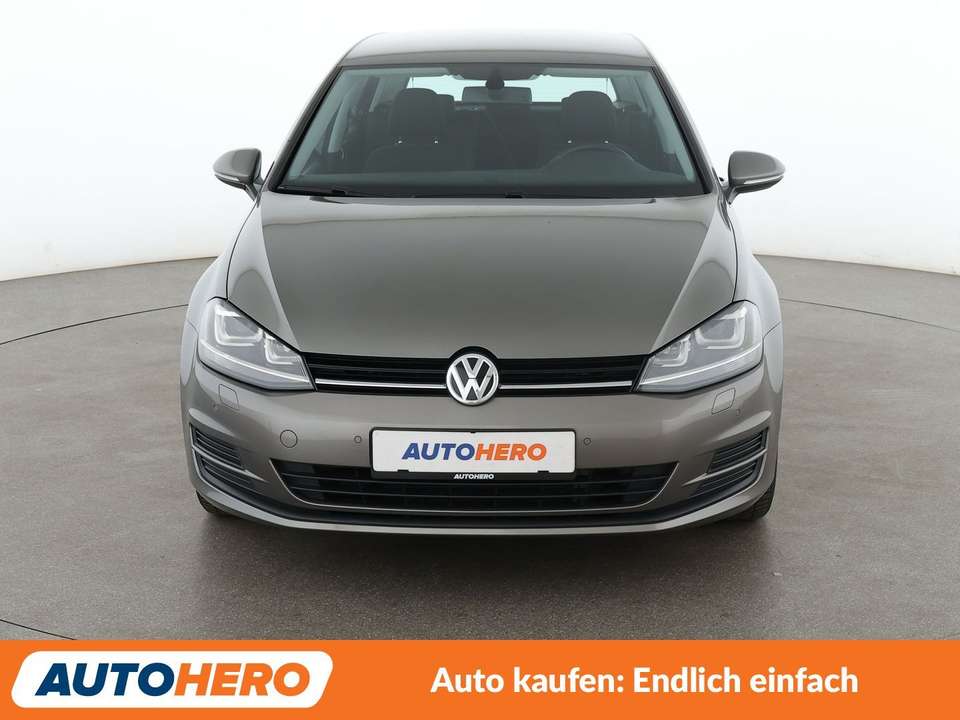 Volkswagen Golf - Imagem 9