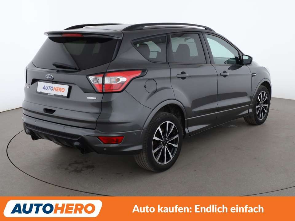 Ford Kuga - Imagem 6