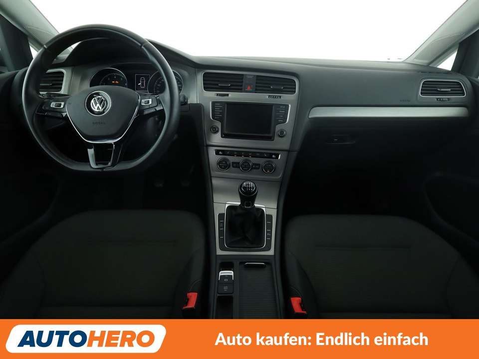 Volkswagen Golf - Imagem 12