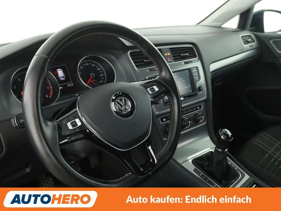 Volkswagen Golf - Imagem 11