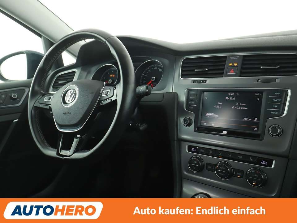 Volkswagen Golf - Imagem 13