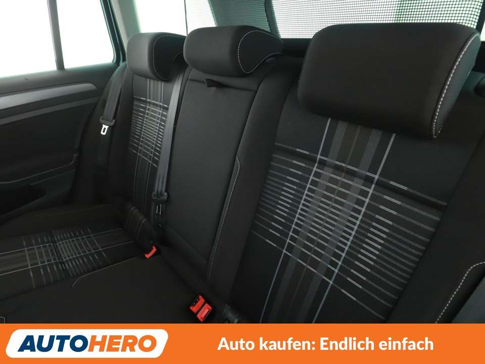 Volkswagen Golf - Imagem 14