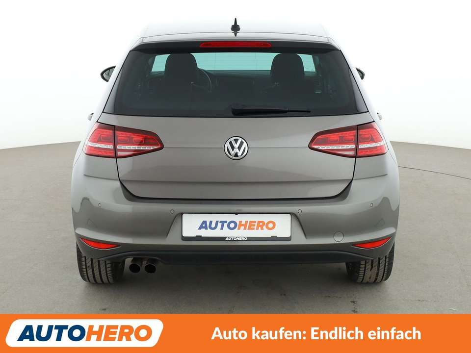 Volkswagen Golf - Imagem 5