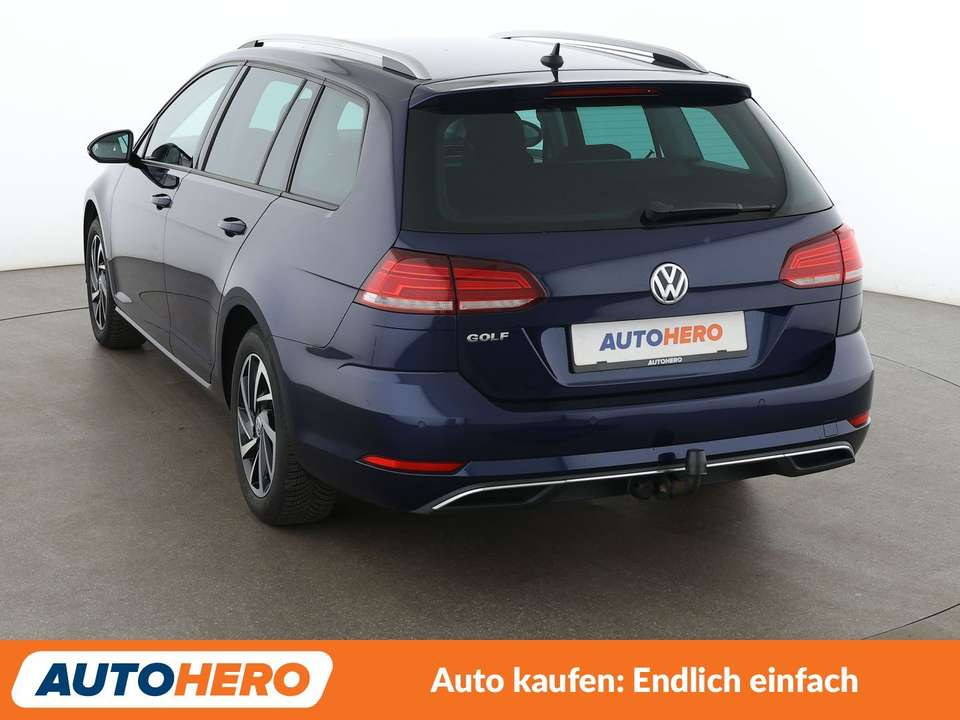 Volkswagen Golf - Imagem 4
