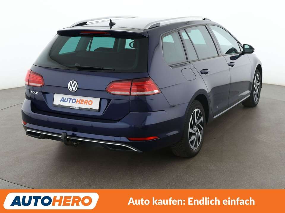 Volkswagen Golf - Imagem 6