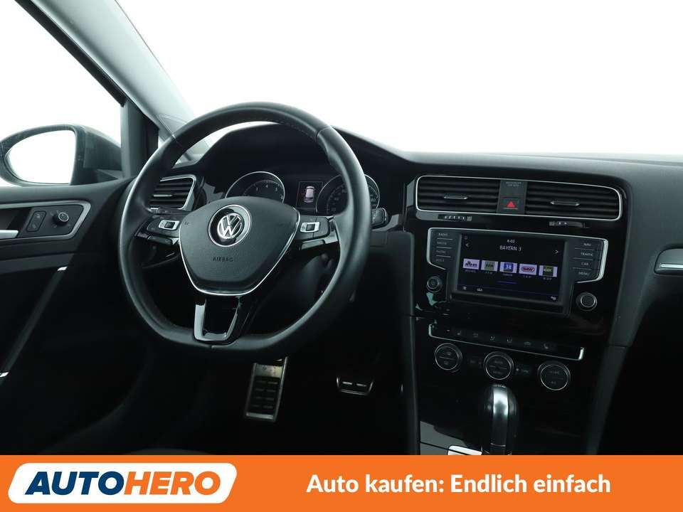 Volkswagen Golf - Imagem 13