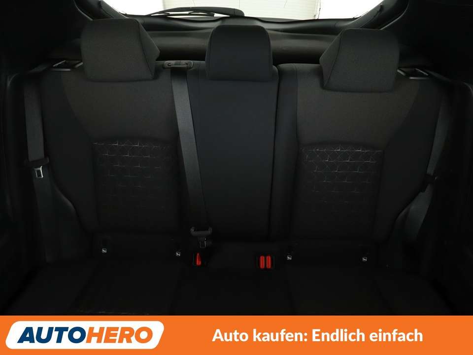 Toyota C-HR - Imagem 15
