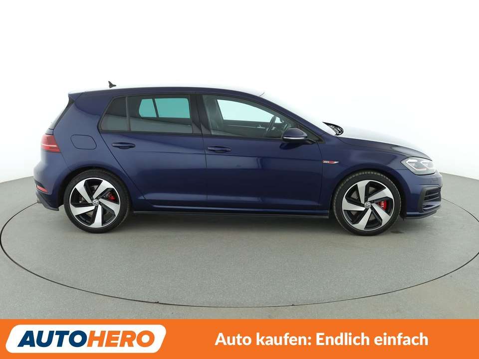Volkswagen Golf GTI - Imagem 7