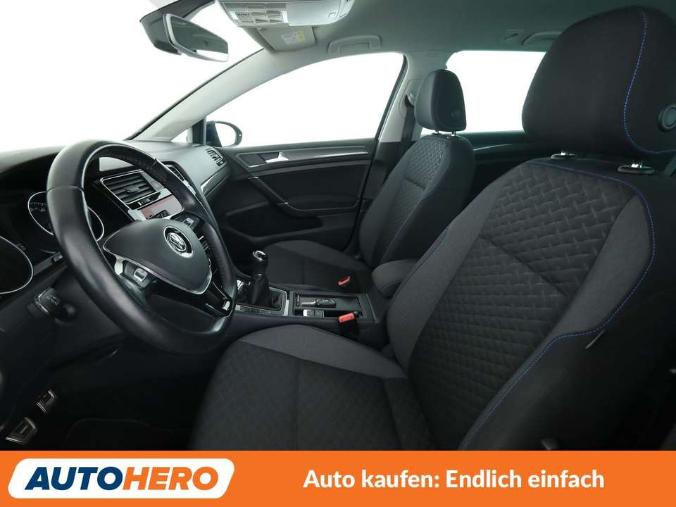 Volkswagen Golf - Imagem 10
