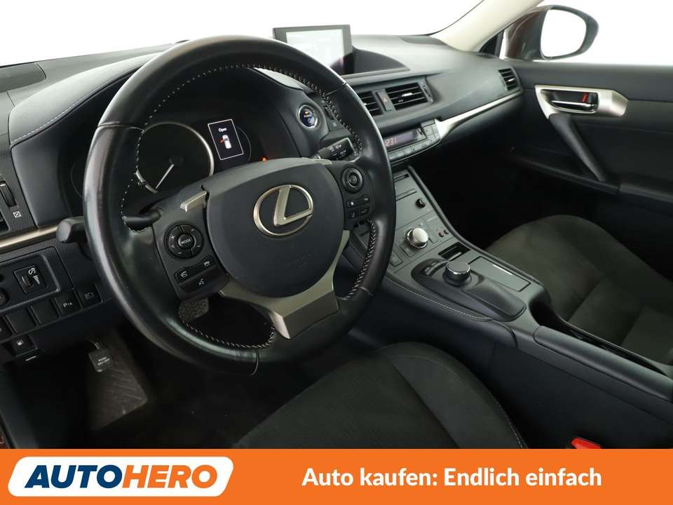 Lexus CT 200h - Imagem 11