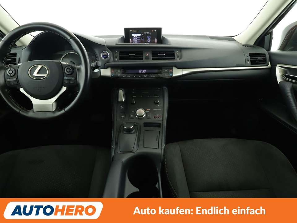 Lexus CT 200h - Imagem 12