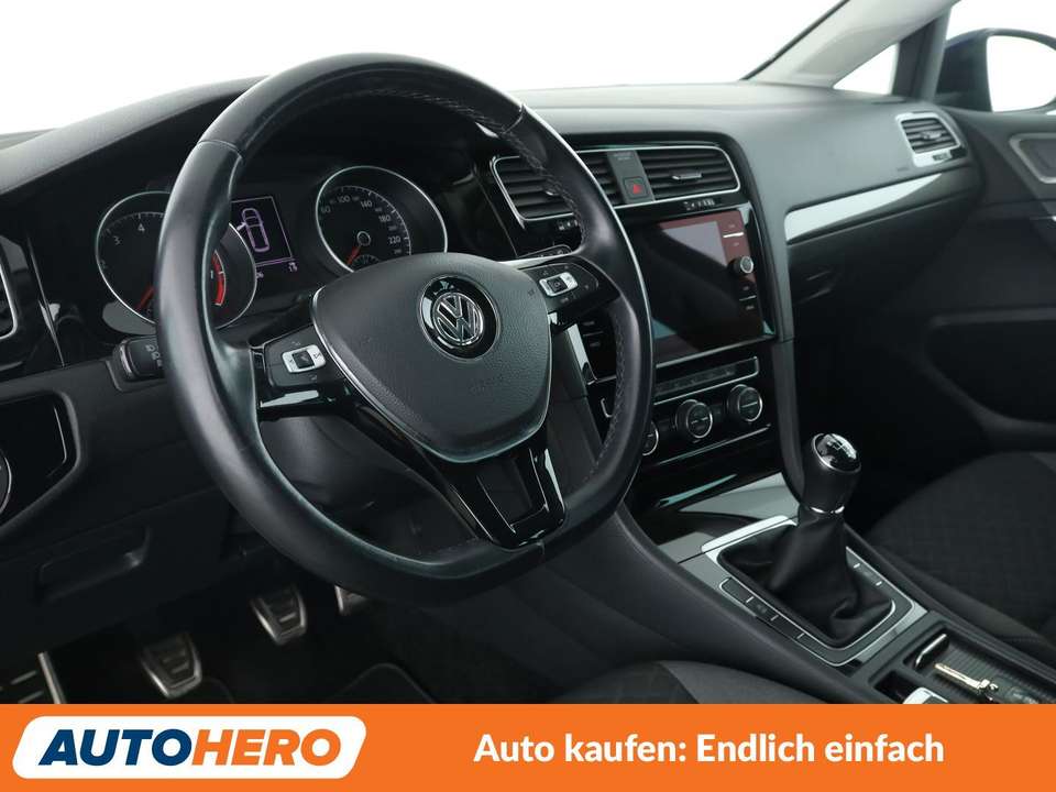 Volkswagen Golf - Imagem 11