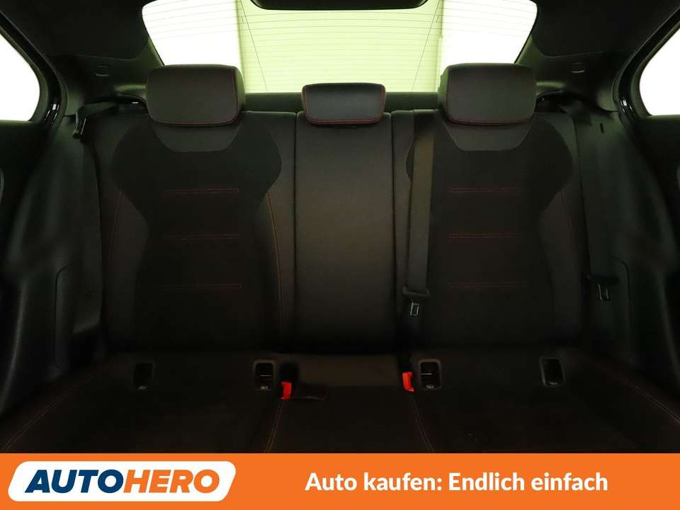 Mercedes-Benz A 220 - Imagem 14