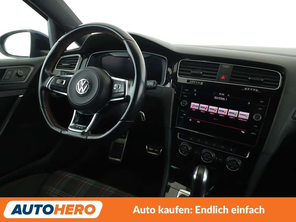 Volkswagen Golf GTI - Imagem 13