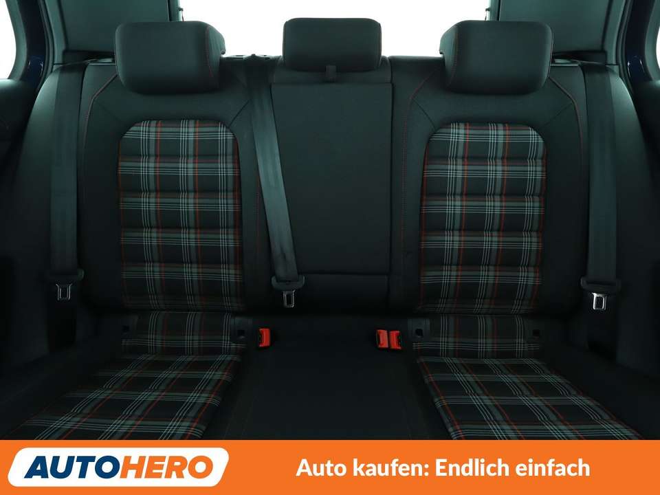 Volkswagen Golf GTI - Imagem 15