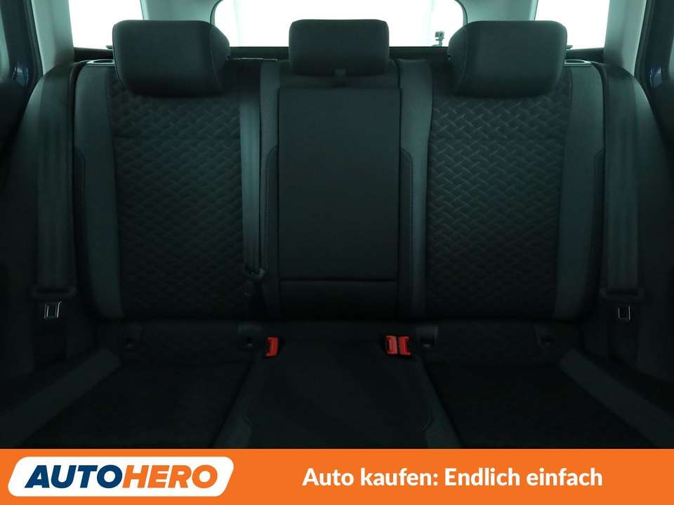 Volkswagen Golf - Imagem 15