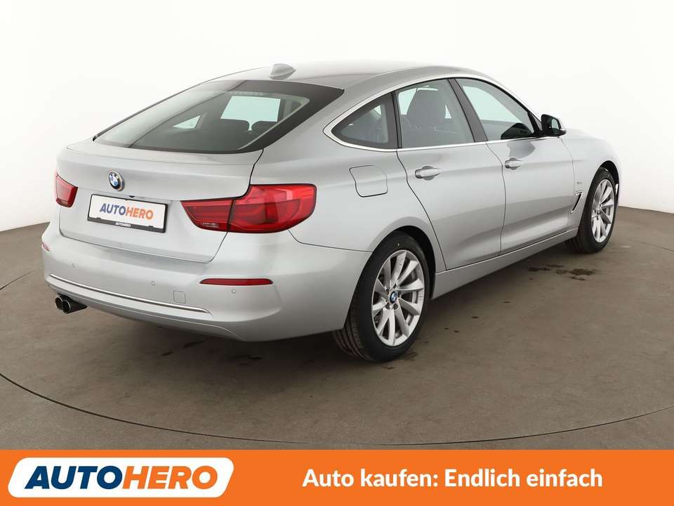 BMW 330 - Imagem 6